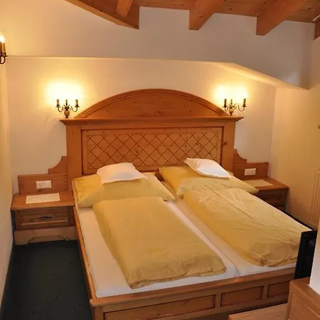 Active Apart Central Ried im Oberinntal Kamer foto